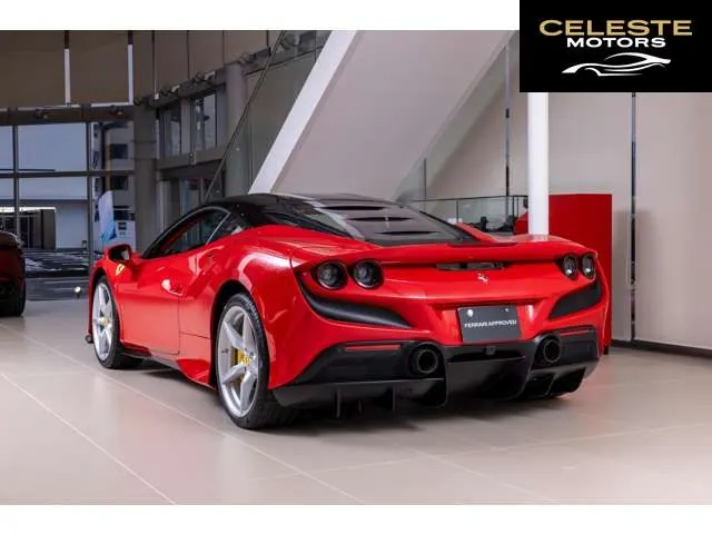 FERRARI F8 Tributo 2021 — photo 5 sur 8