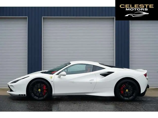 FERRARI F8 Tributo 2021 — photo 5 sur 8