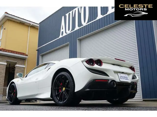 FERRARI F8 Tributo 2021 — photo 7 sur 8