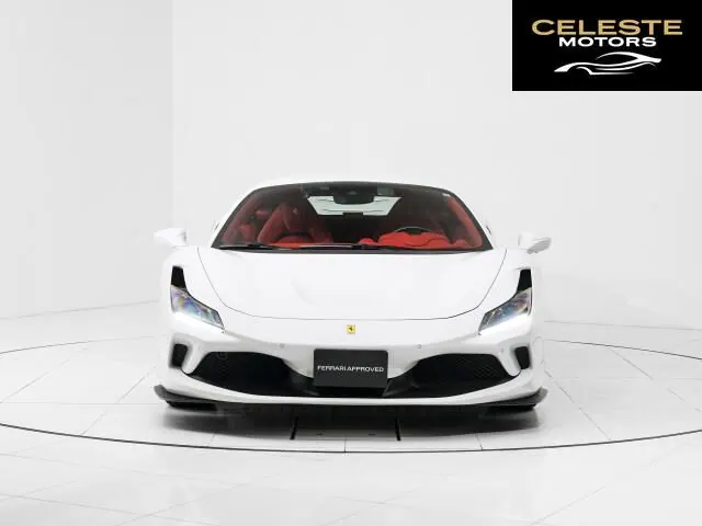 FERRARI F8 Tributo 2021 — photo 1 sur 8