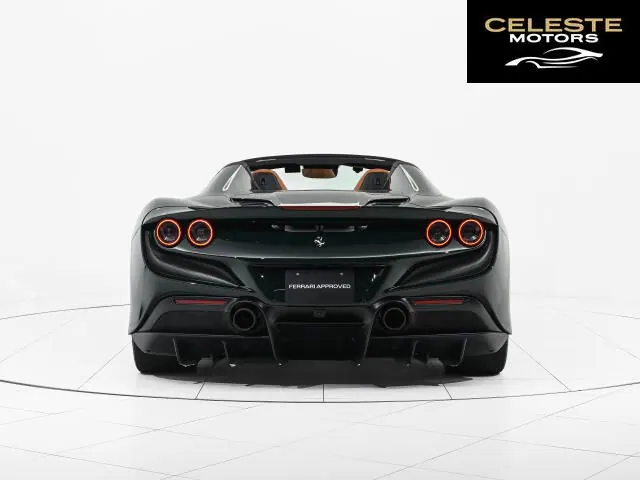 FERRARI F8 Spider 2021 — photo 2 sur 8