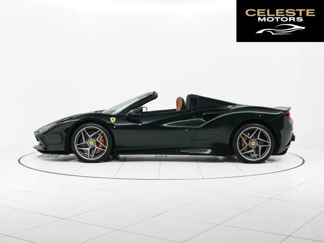 FERRARI F8 Spider 2021 — photo 4 sur 8
