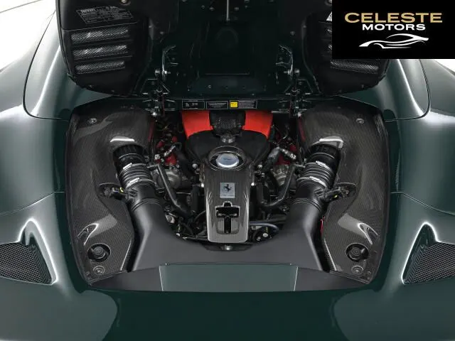 FERRARI F8 Spider 2021 — photo 6 sur 8