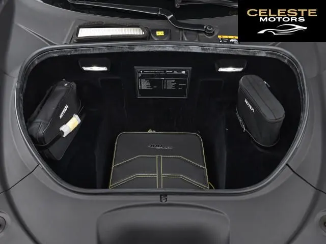 FERRARI F8 Spider 2021 — photo 7 sur 8