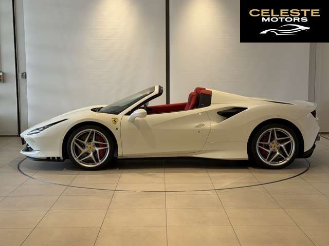 FERRARI F8 Spider 2022 — photo 2 sur 8