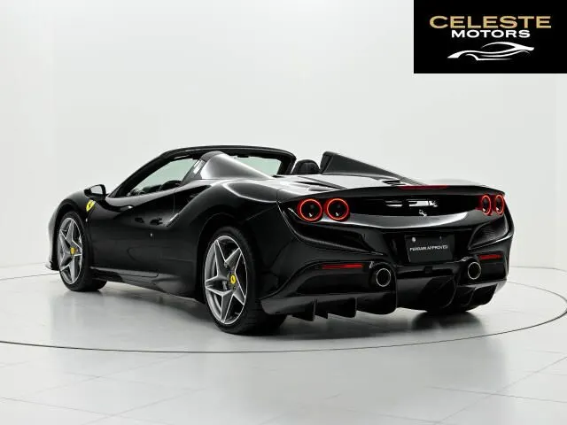 FERRARI F8 Spider 2021 — photo 3 sur 8