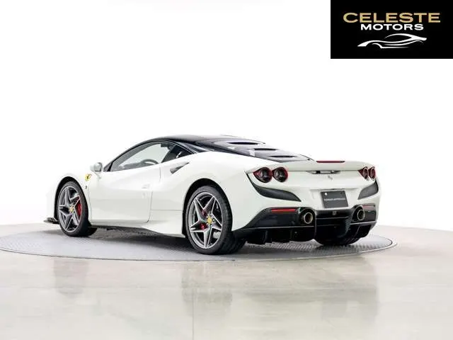 FERRARI F8 Tributo 2020 — photo 5 sur 8