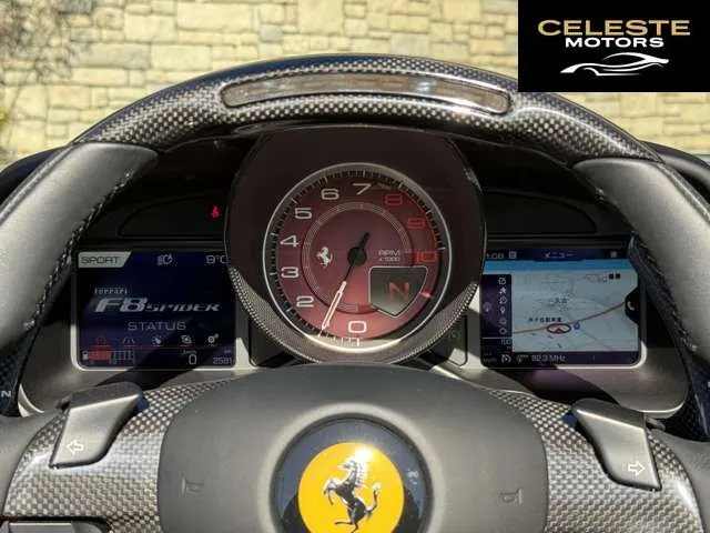FERRARI F8 Spider 2022 — photo 3 sur 8