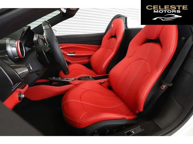 FERRARI F8 Spider 2021 — photo 8 sur 8