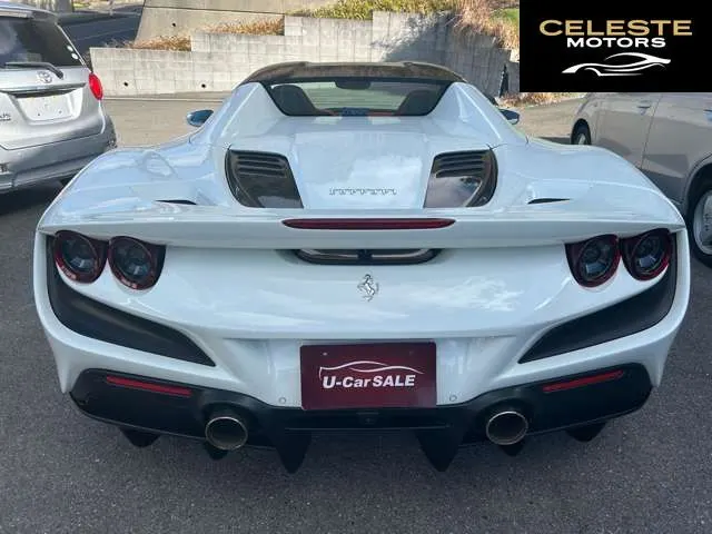 FERRARI F8 Spider 2022 — photo 1 sur 8