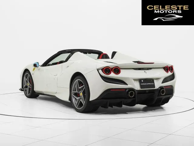 FERRARI F8 Spider 2020 — photo 3 sur 8