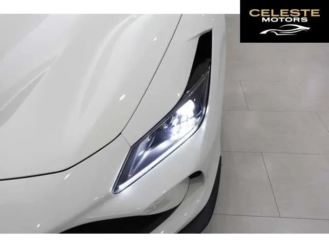FERRARI F8 Spider 2022 — photo 6 sur 8
