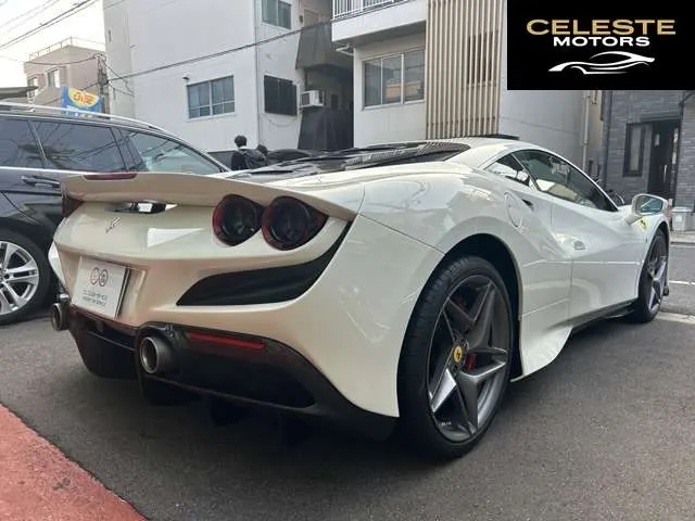FERRARI F8 Tributo 2021 — photo 4 sur 8