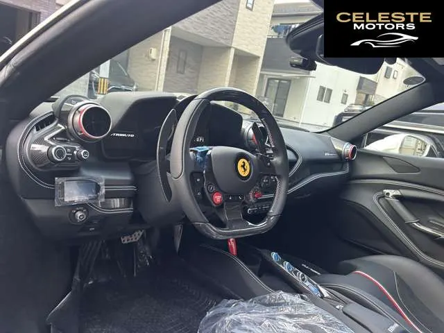 FERRARI F8 Tributo 2021 — photo 8 sur 8