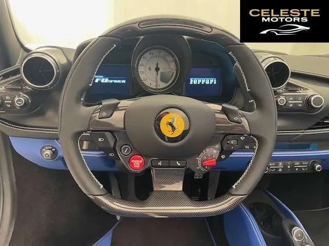 FERRARI F8 Spider 2021 — photo 4 sur 8
