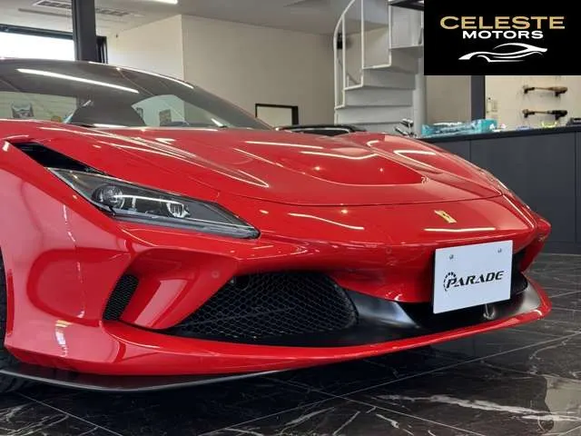 FERRARI F8 Spider 2022 — photo 5 sur 8