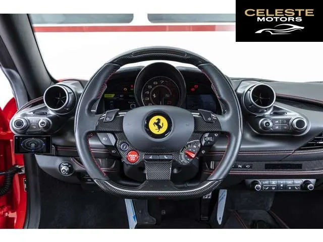FERRARI F8 Tributo 2022 — photo 2 sur 8