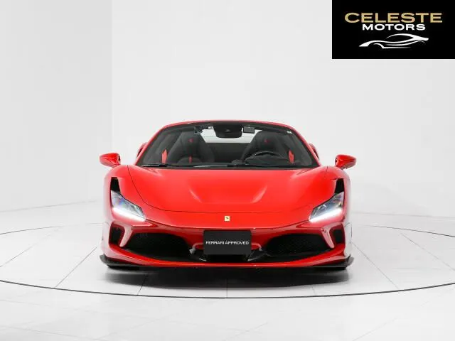 FERRARI F8 Spider 2022 — photo 1 sur 8