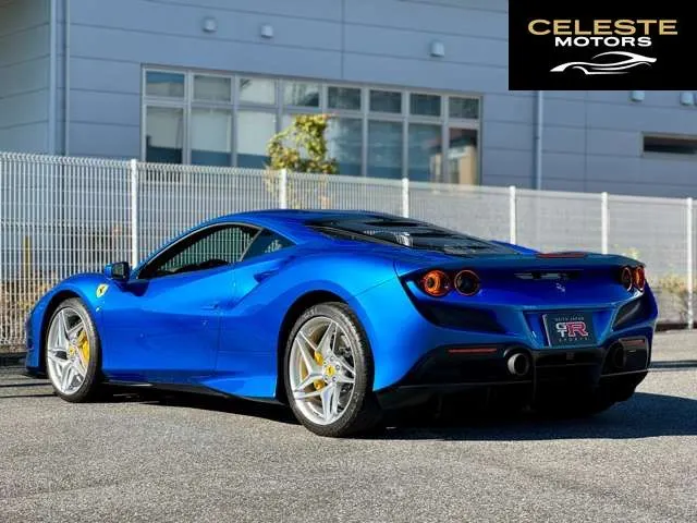 FERRARI F8 Tributo 2020 — photo 5 sur 8
