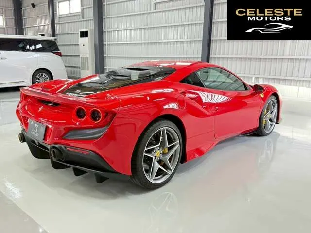 FERRARI F8 Tributo 2020 — photo 4 sur 8