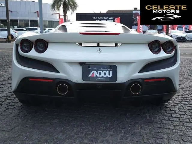 FERRARI F8 Tributo 2022 — photo 5 sur 8
