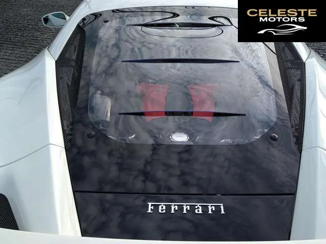 FERRARI F8 Tributo 2022 — photo 6 sur 8