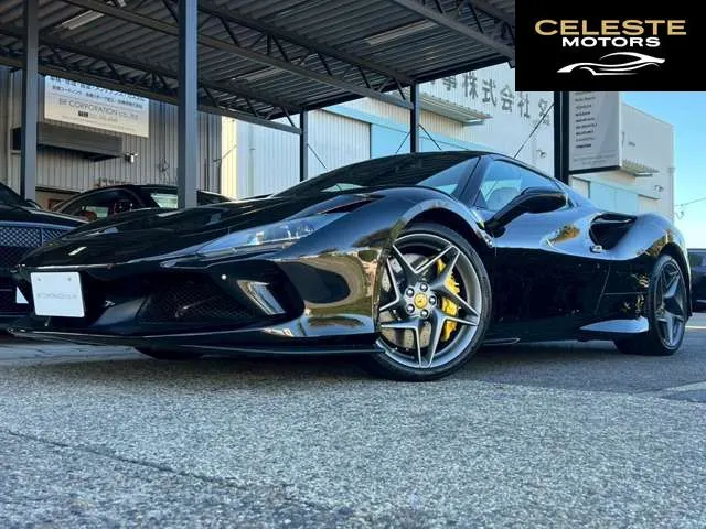 FERRARI F8 Spider 2022 — photo 2 sur 8