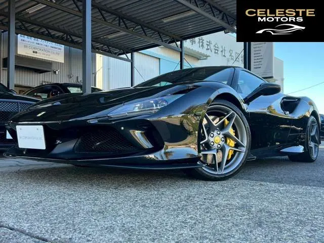 FERRARI F8 Spider 2022 — photo 7 sur 8