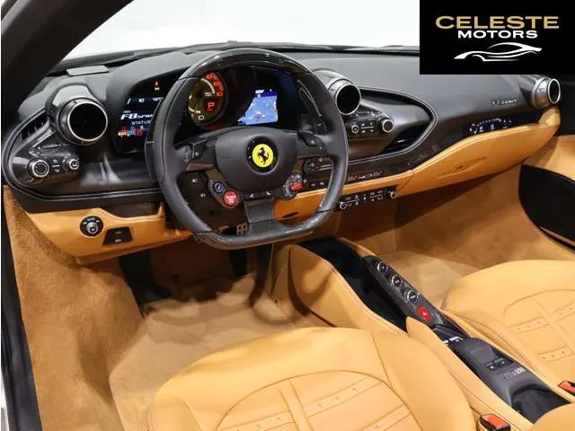 FERRARI F8 Spider 2023 — photo 1 sur 8