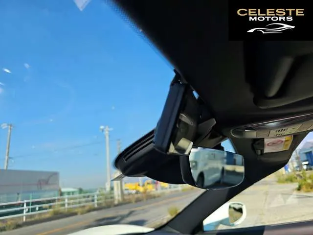 FERRARI F8 Spider 2020 — photo 5 sur 8