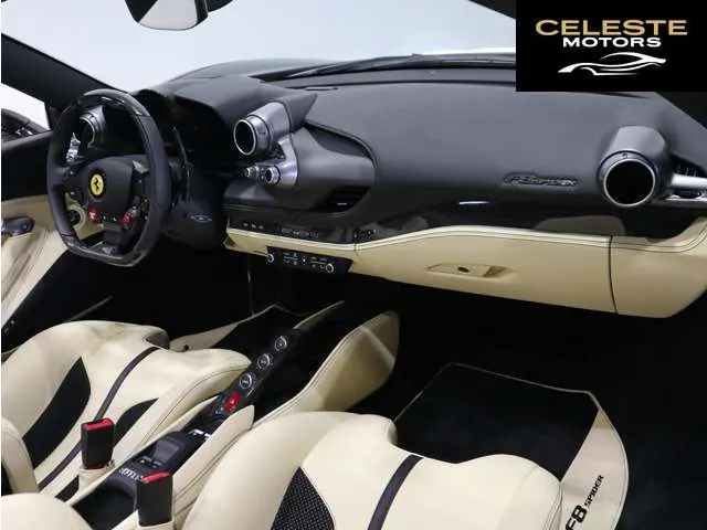 FERRARI F8 Spider 2022 — photo 6 sur 8
