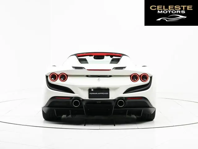 FERRARI F8 Spider 2021 — photo 2 sur 8