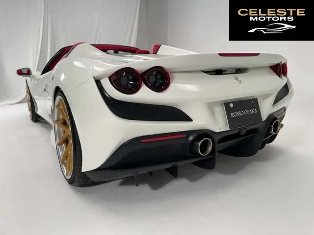 FERRARI F8 Spider 2022 — photo 5 sur 8