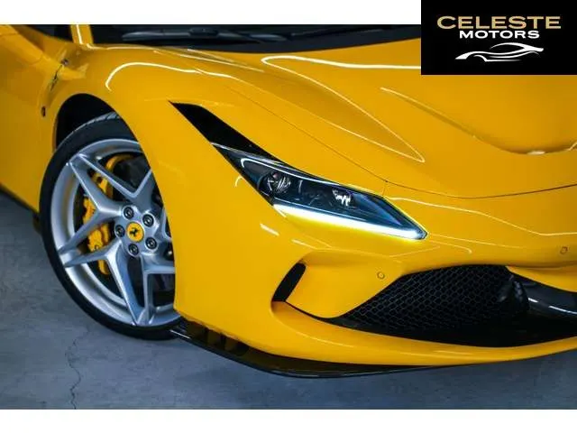 FERRARI F8 Spider 2022 — photo 3 sur 8