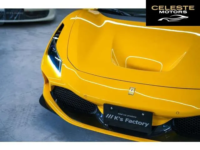 FERRARI F8 Spider 2022 — photo 8 sur 8