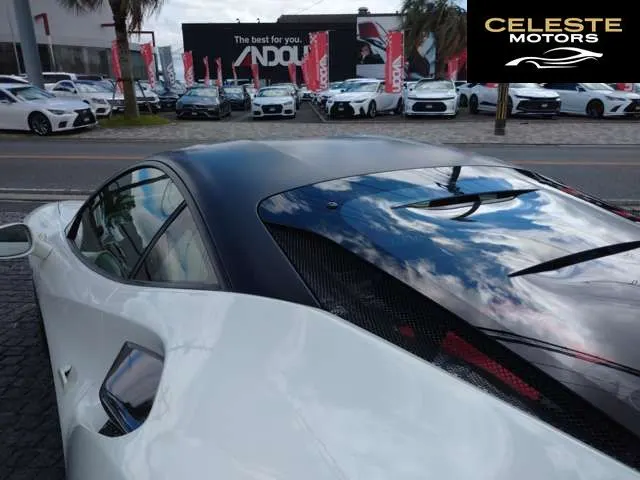 FERRARI F8 Tributo 2020 — photo 5 sur 8