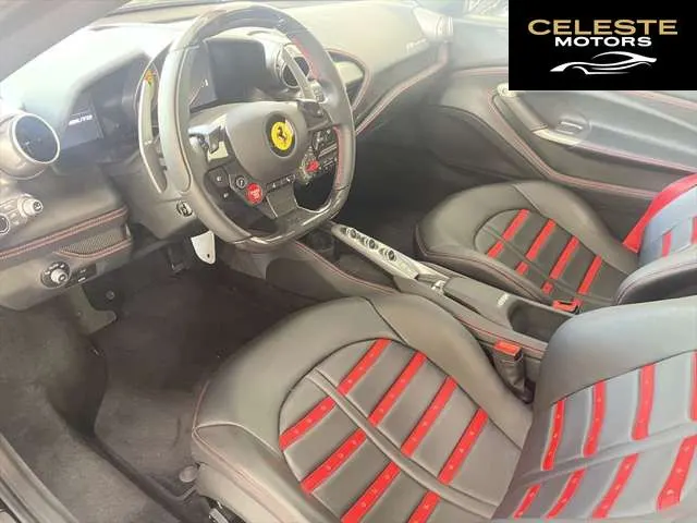 FERRARI F8 Tributo 2020 — photo 2 sur 8