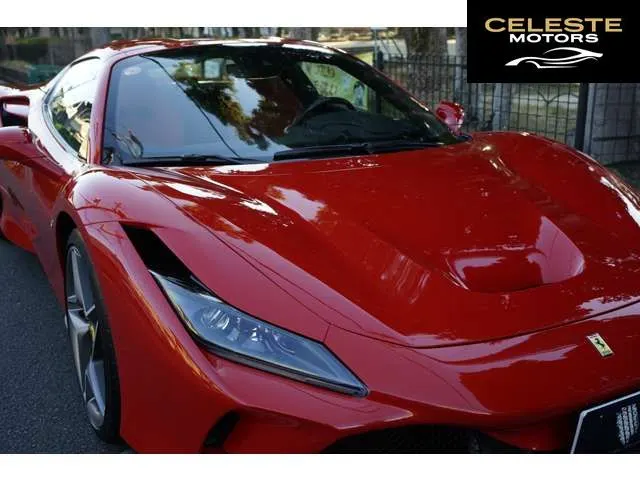 FERRARI F8 Spider 2022 — photo 3 sur 8