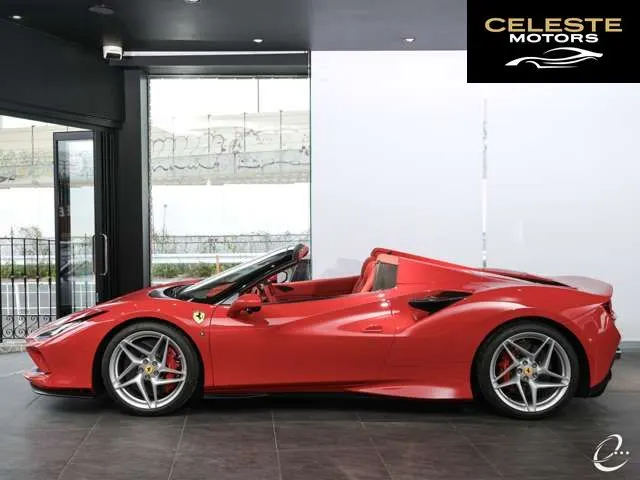 FERRARI F8 Spider 2022 — photo 2 sur 8