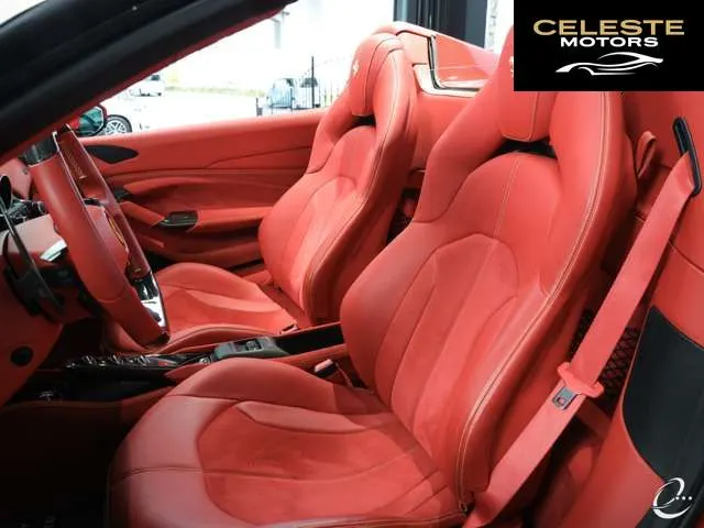 FERRARI F8 Spider 2022 — photo 3 sur 8