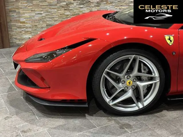 FERRARI F8 Spider 2022 — photo 6 sur 8