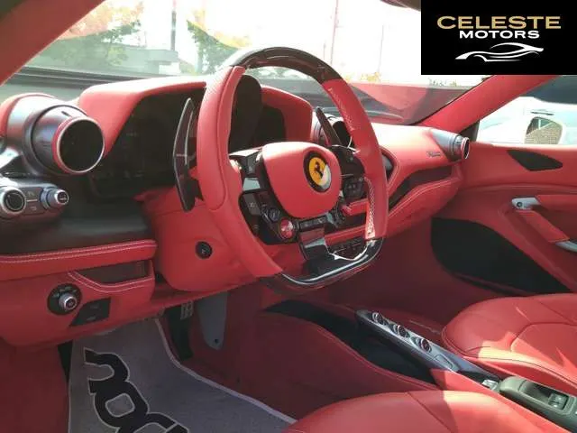 FERRARI F8 Spider 2022 — photo 8 sur 8