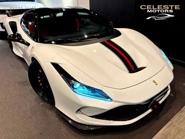 FERRARI F8 Spider 2021 — photo 8 sur 8
