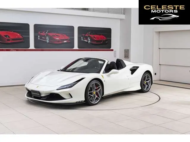 FERRARI F8 Spider 2021 — photo 5 sur 8