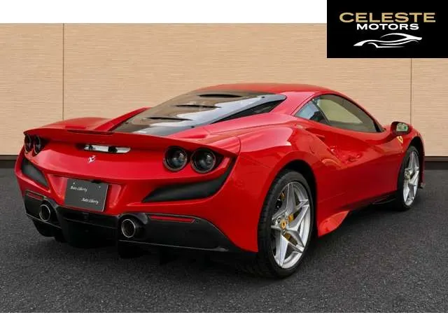 FERRARI F8 Tributo 2021 — photo 2 sur 8