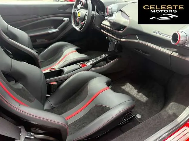 FERRARI F8 Tributo 2022 — photo 3 sur 8