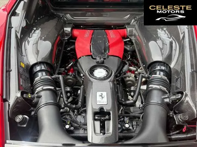 FERRARI F8 Tributo 2022 — photo 8 sur 8