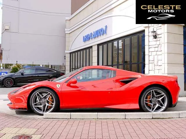 FERRARI F8 Spider 2021 — photo 3 sur 8