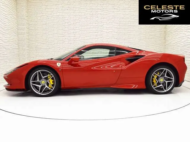 FERRARI F8 Tributo 2020 — photo 2 sur 8