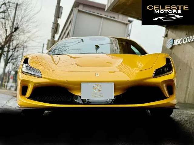 FERRARI F8 Spider 2021 — photo 1 sur 8